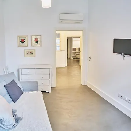 Splendid In Daire Valensiya