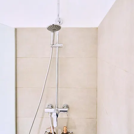 Splendid In Daire Valensiya